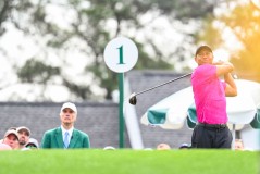 拜仁球星莱万停赛风波缓期，周六重返赛场悬念待解